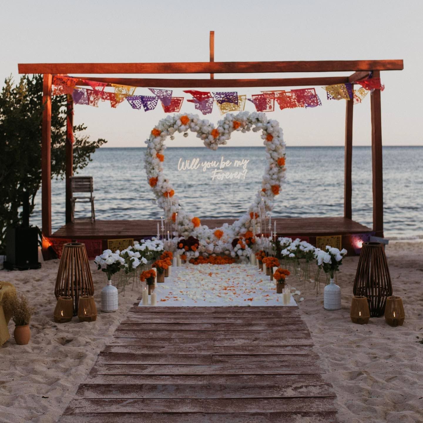 Surrounded by marigolds and candlelight, their love felt timeless like souls meeting again and again🕯️✨💛