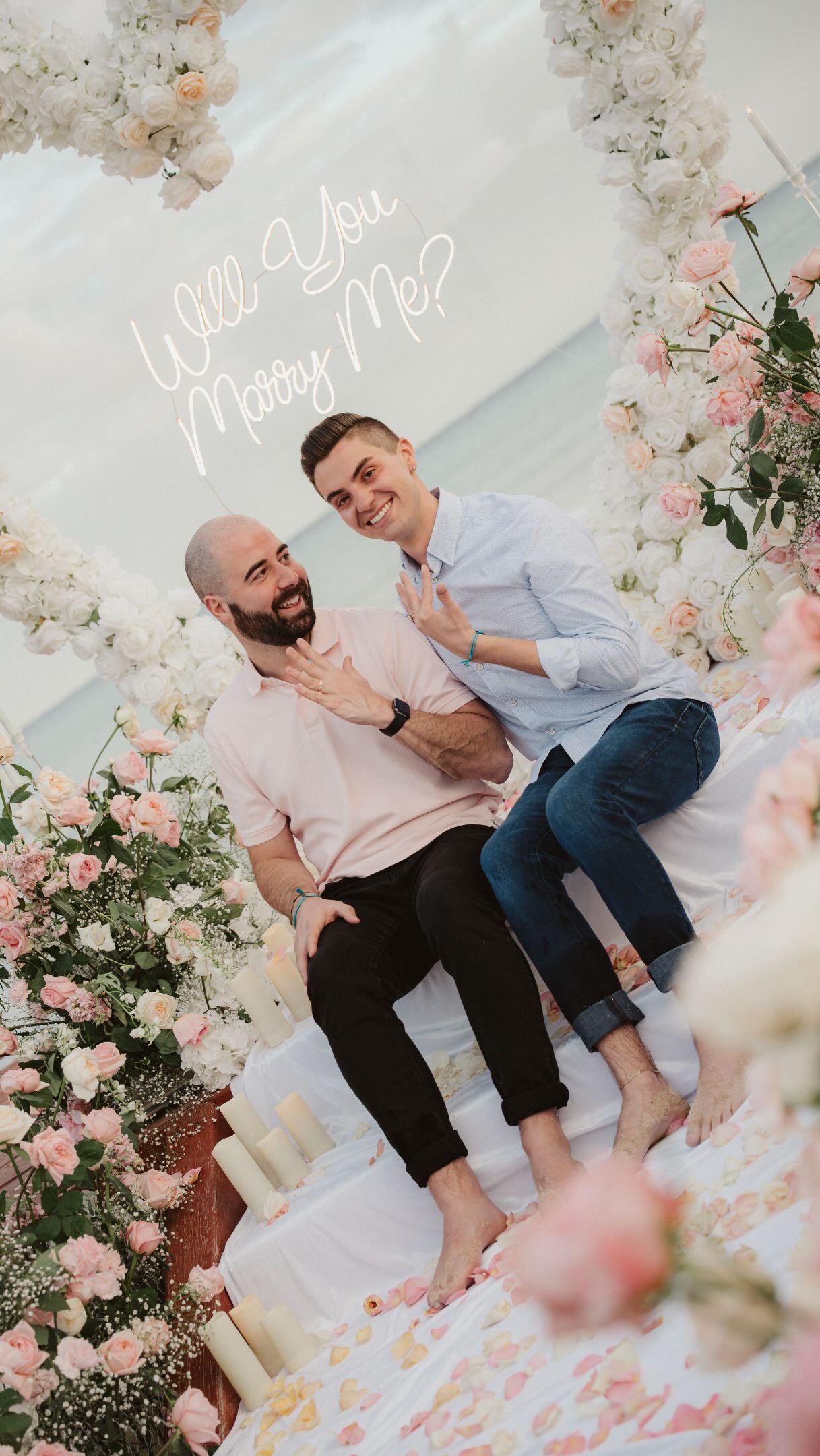 Planning to propose in Mexico?🤍💍

Create an unforgettable moment with thousands of fresh roses, a romantic candlelit dinner, and every detail perfectly planned.

✨ Luxury proposals in the Riviera Maya.
💌 Message us today to start planning