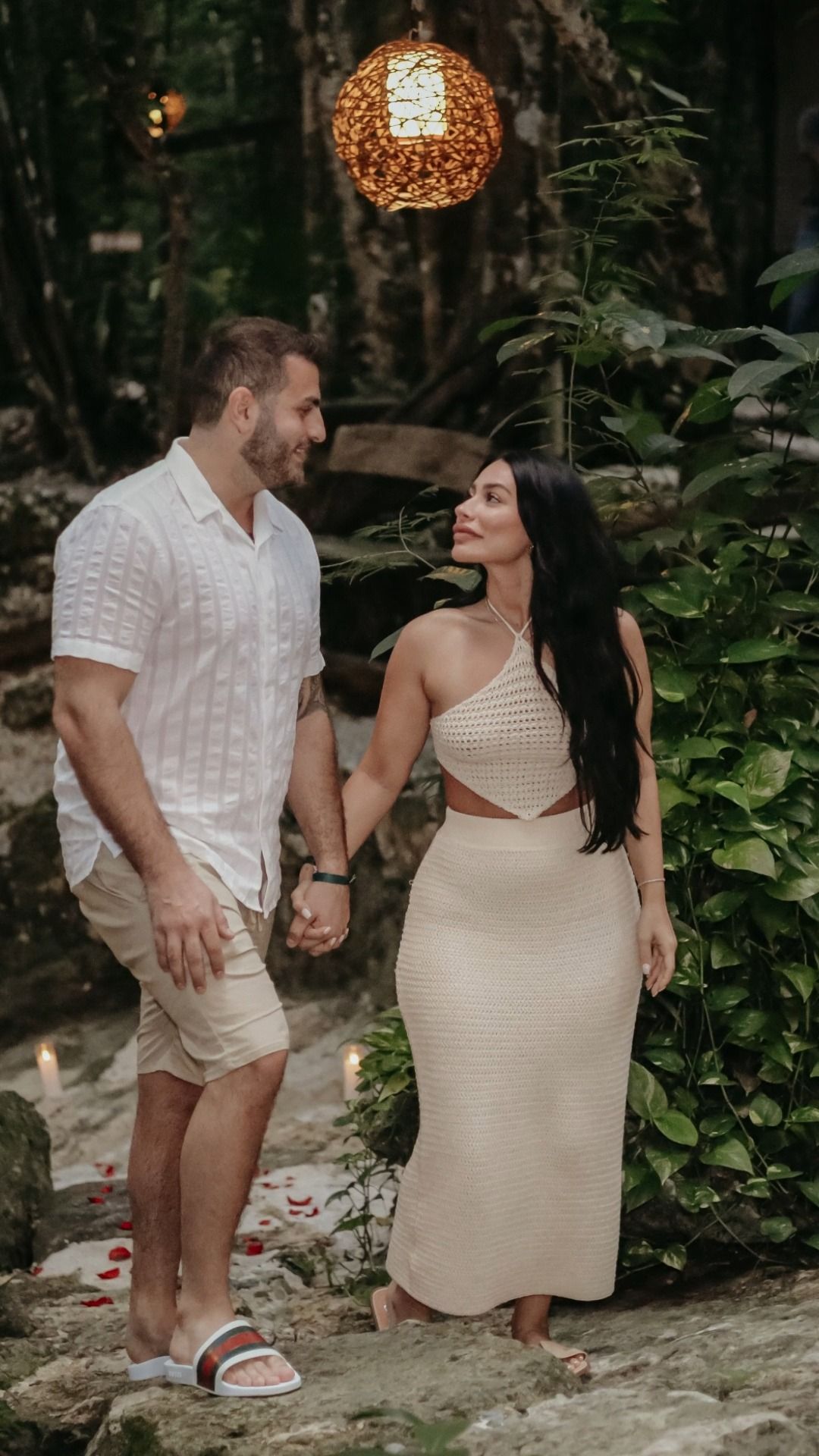 Esta es tu señal para reservar tu propuesta de matrimonio con el amor de tu vida.

Locaciones exclusivas + montaje de lujo + coordinación completa.
+52 984 208 8300